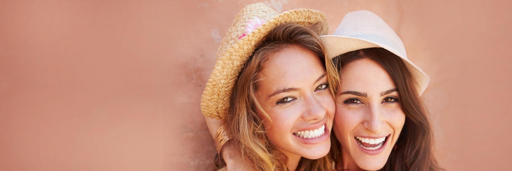 Women | Teeth Whitening East Los Angeles